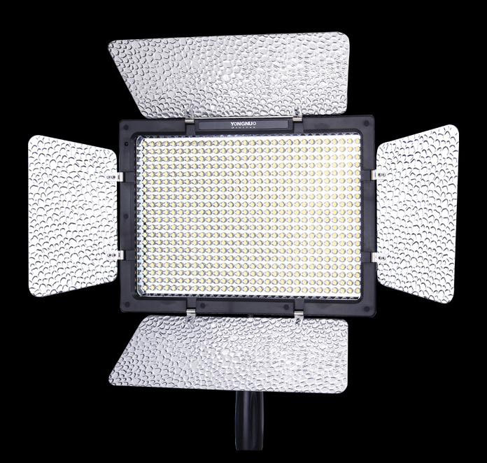 Yongnuo YN-600 LED panel Bi-colour 3200K – 5600K